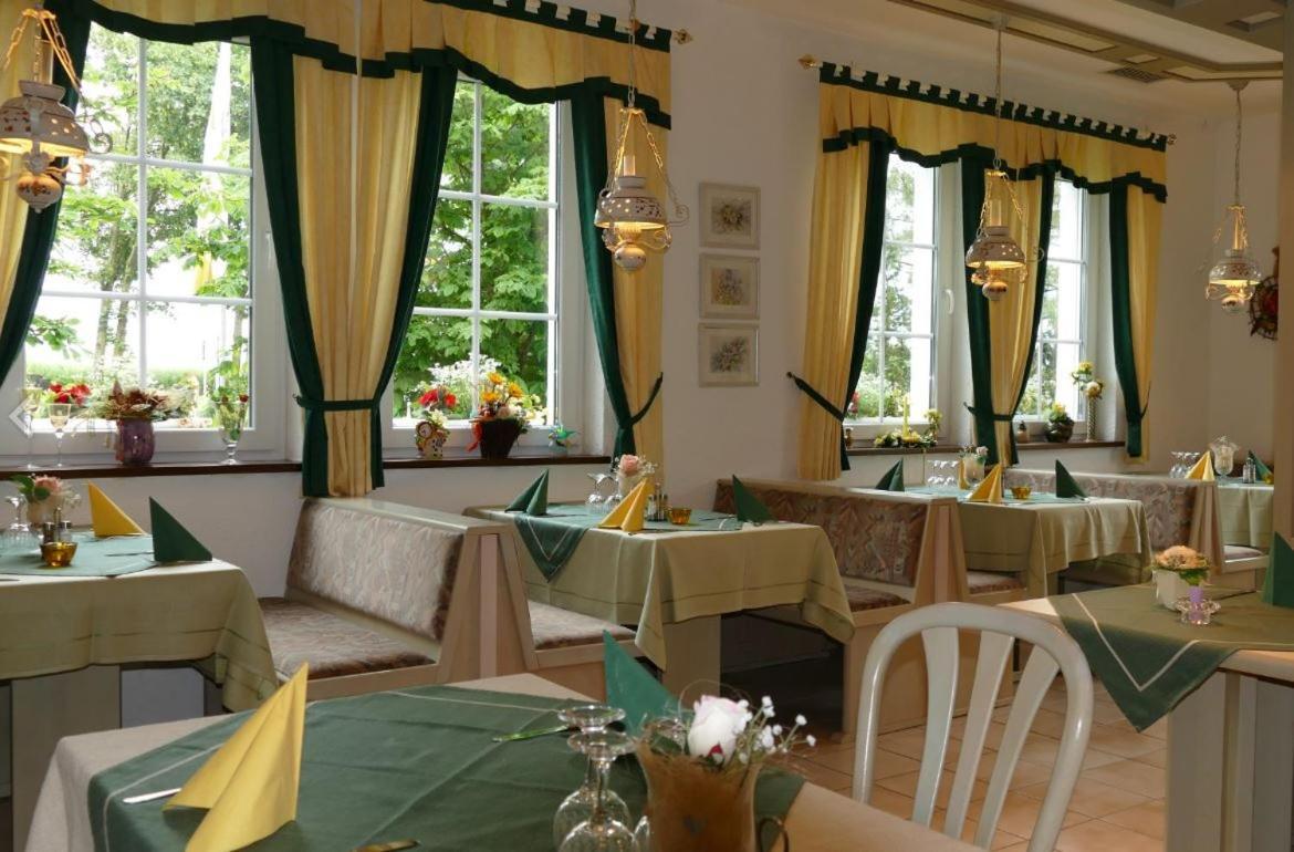 Zenner's Landhotel Newel Buitenkant foto